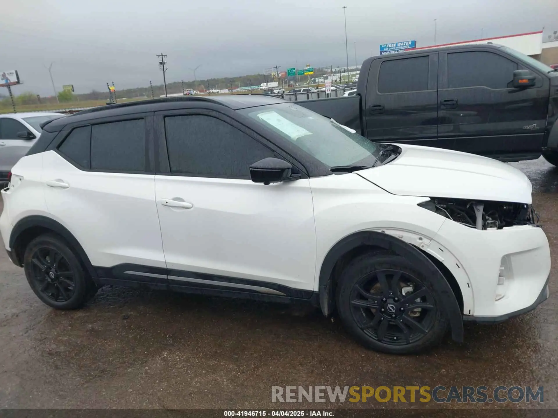 13 fotografías del automóvil dañado 3N1CP5DV3PL492549 NISSAN KICKS 2023