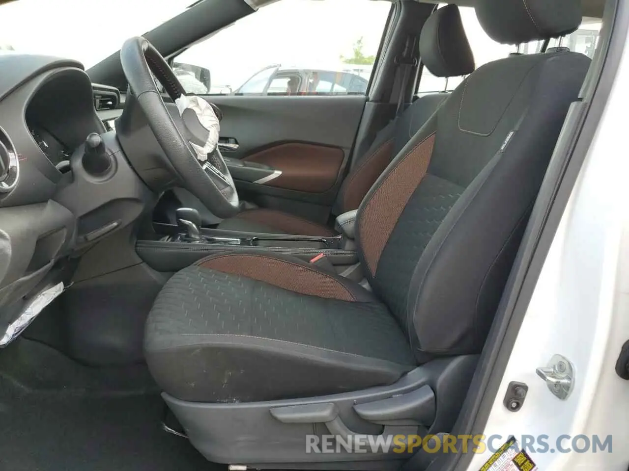 7 fotografías del automóvil dañado 3N1CP5DV3PL503503 NISSAN KICKS 2023