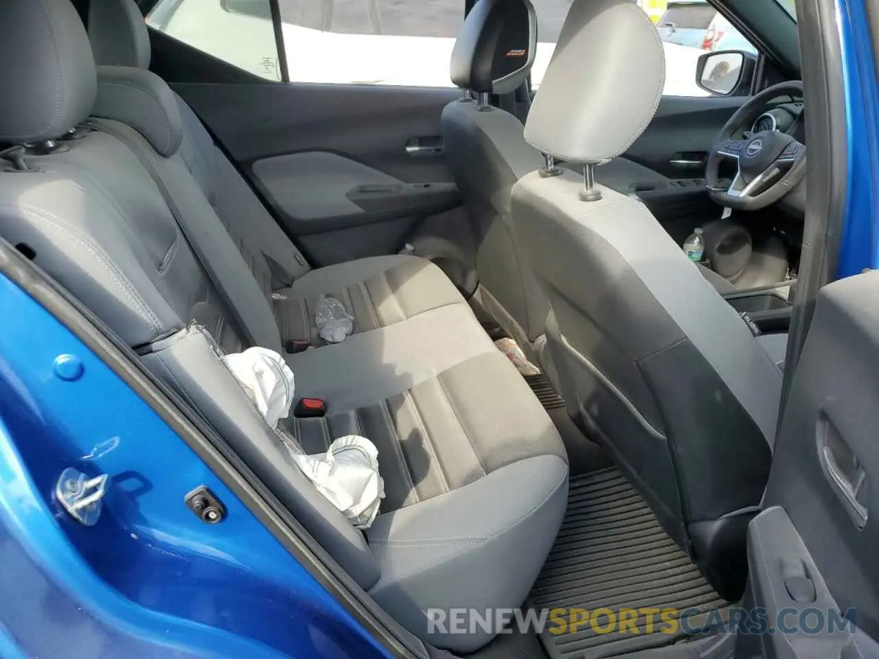 10 fotografías del automóvil dañado 3N1CP5DV3PL520284 NISSAN KICKS 2023