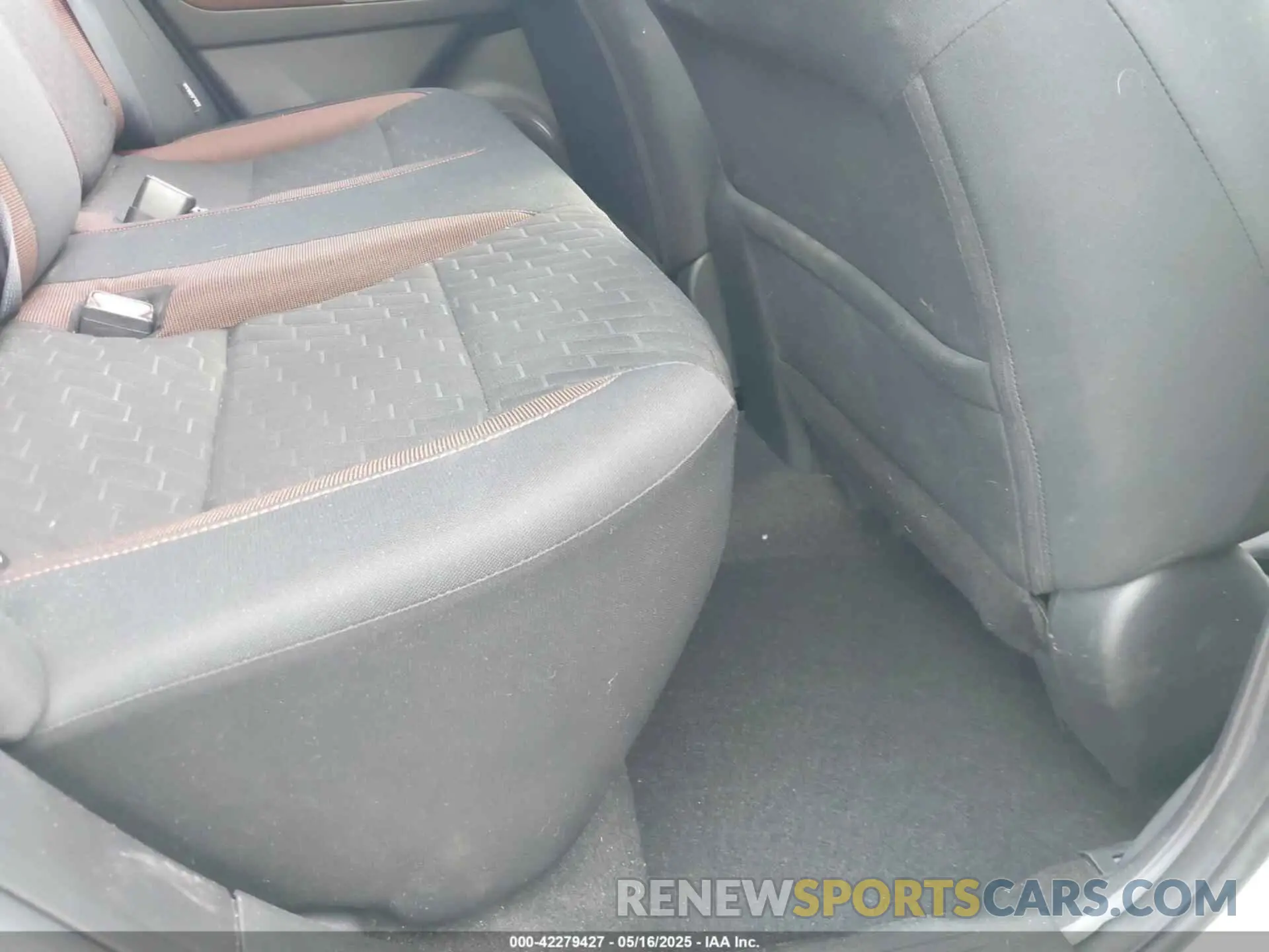 8 fotografías del automóvil dañado 3N1CP5DV3PL549557 NISSAN KICKS 2023