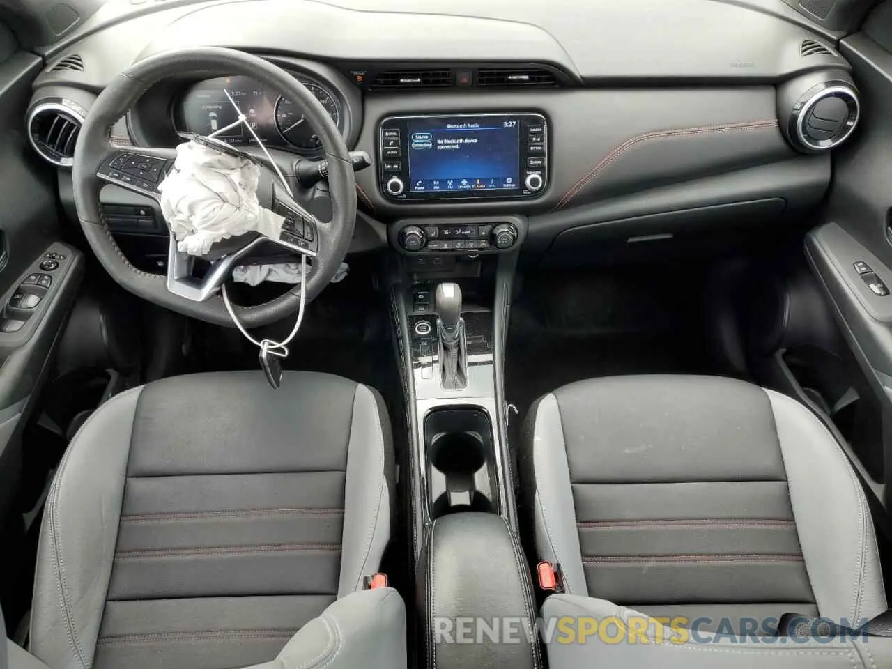 8 fotografías del automóvil dañado 3N1CP5DV3PL573048 NISSAN KICKS 2023