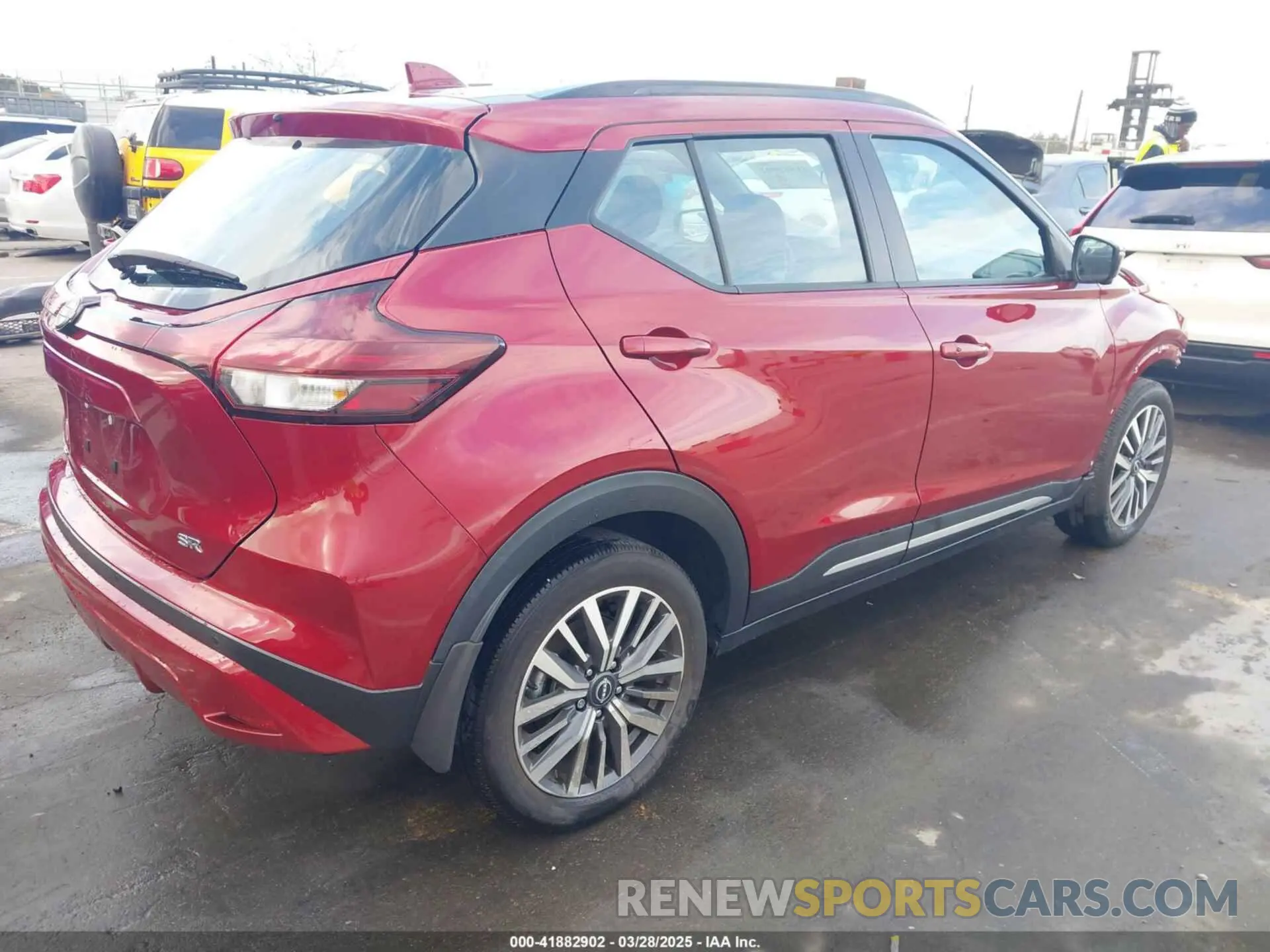 4 fotografías del automóvil dañado 3N1CP5DV4PL558025 NISSAN KICKS 2023