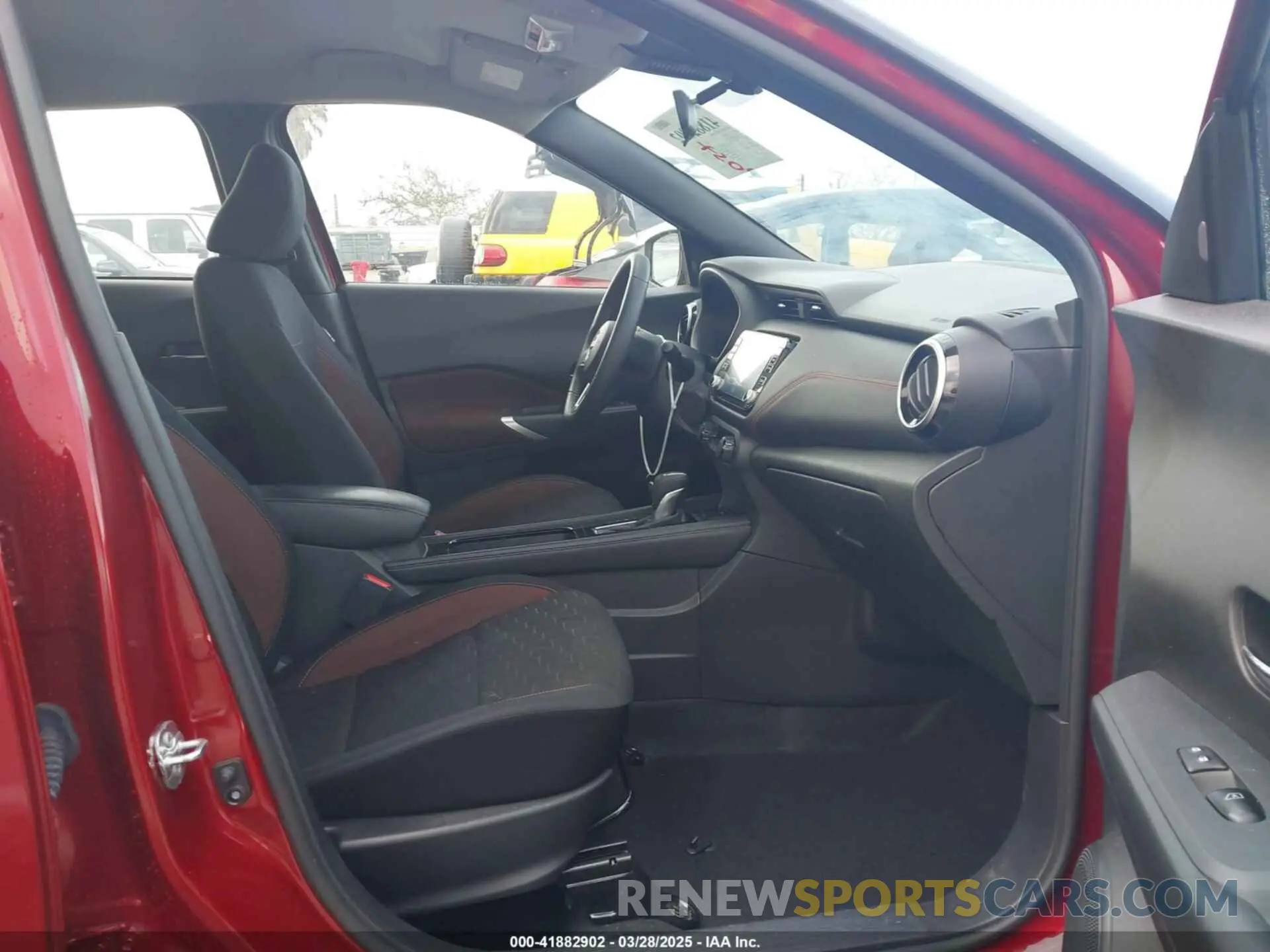 5 fotografías del automóvil dañado 3N1CP5DV4PL558025 NISSAN KICKS 2023