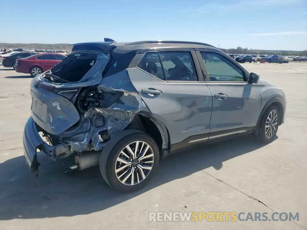3 fotografías del automóvil dañado 3N1CP5DV5PL509433 NISSAN KICKS 2023