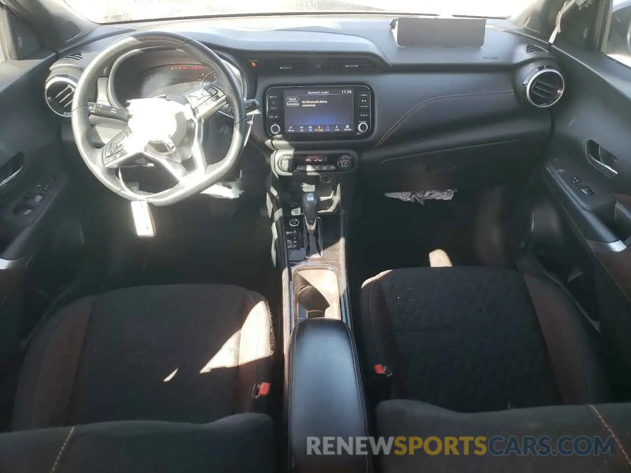 8 fotografías del automóvil dañado 3N1CP5DV7PL497723 NISSAN KICKS 2023