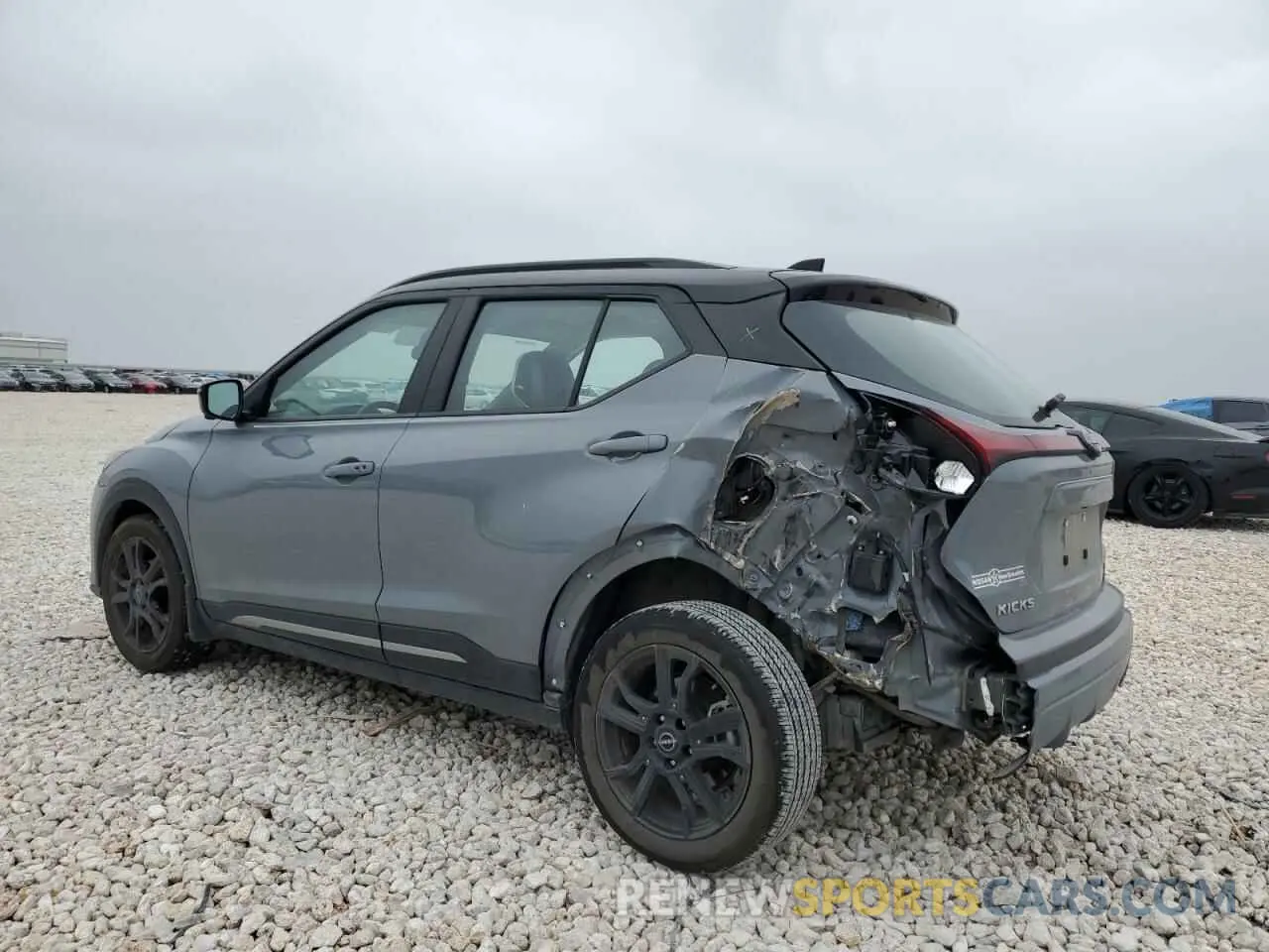 2 fotografías del automóvil dañado 3N1CP5DV7PL566748 NISSAN KICKS 2023