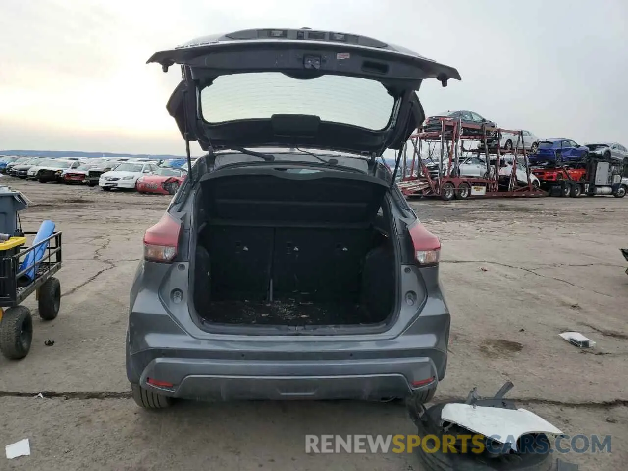 6 fotografías del automóvil dañado 3N1CP5DV8PL548095 NISSAN KICKS 2023