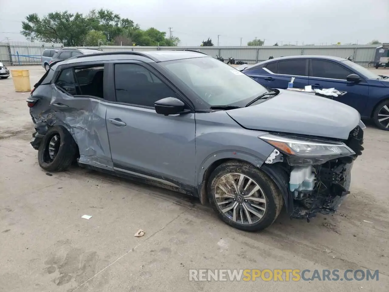 4 fotografías del automóvil dañado 3N1CP5DV8PL549277 NISSAN KICKS 2023