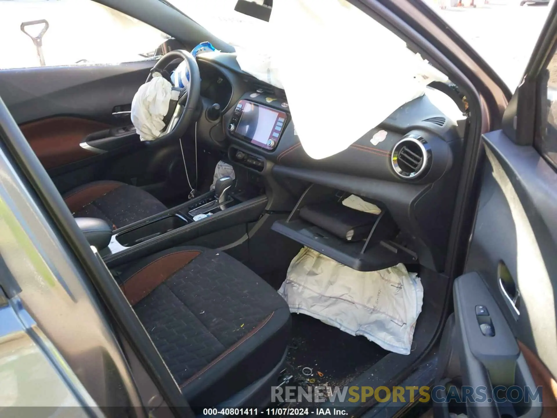 5 fotografías del automóvil dañado 3N1CP5DV8PL563194 NISSAN KICKS 2023