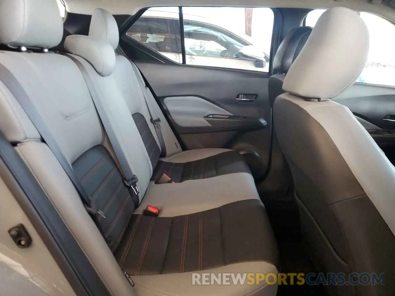 11 fotografías del automóvil dañado 3N1CP5DV8PL567634 NISSAN KICKS 2023