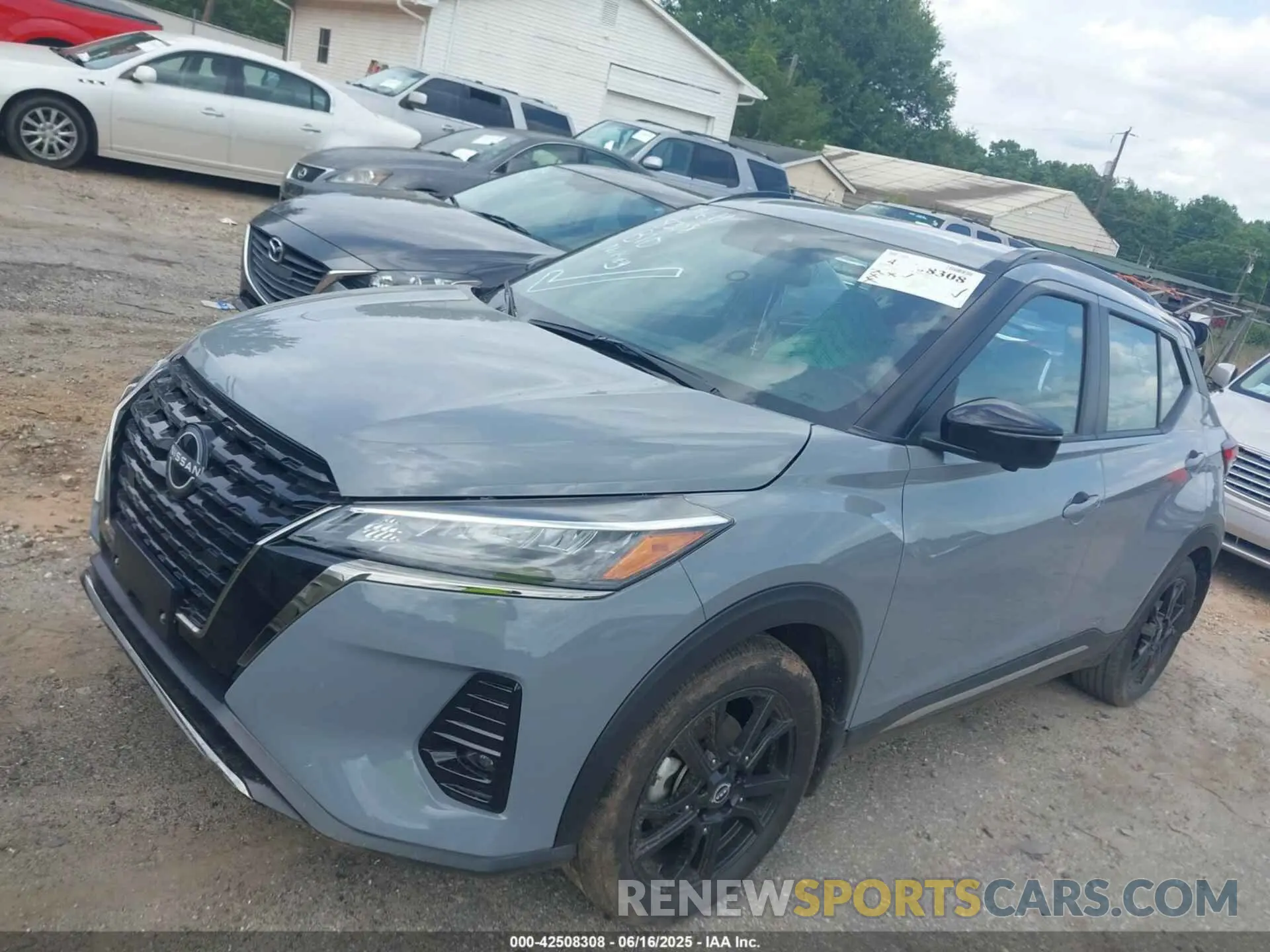 2 fotografías del automóvil dañado 3N1CP5DVXPL502221 NISSAN KICKS 2023