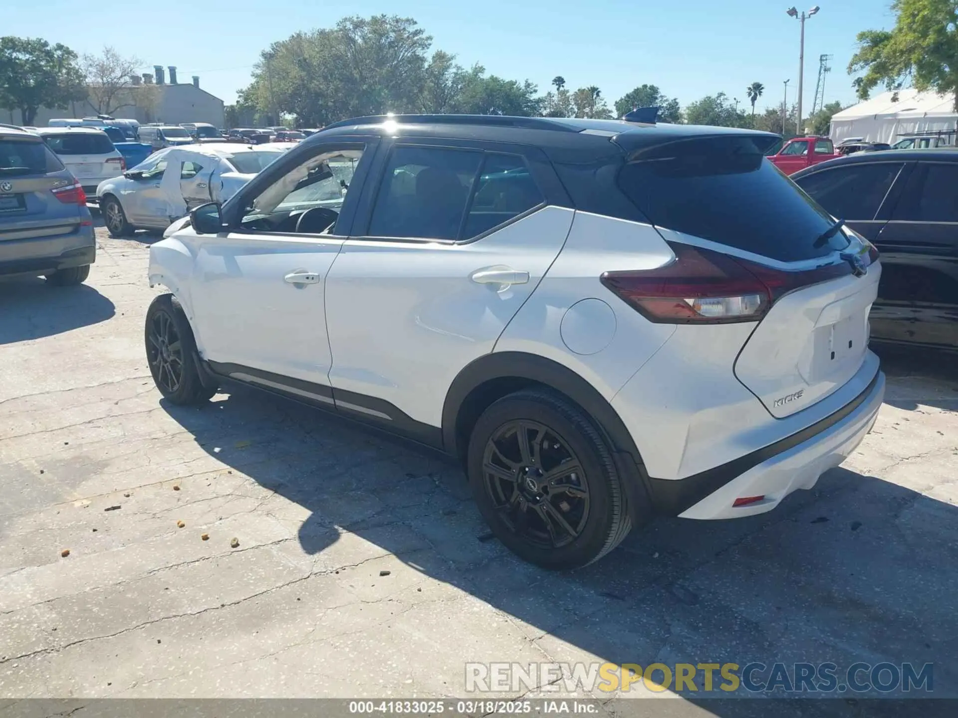3 fotografías del automóvil dañado 3N1CP5DVXPL546073 NISSAN KICKS 2023
