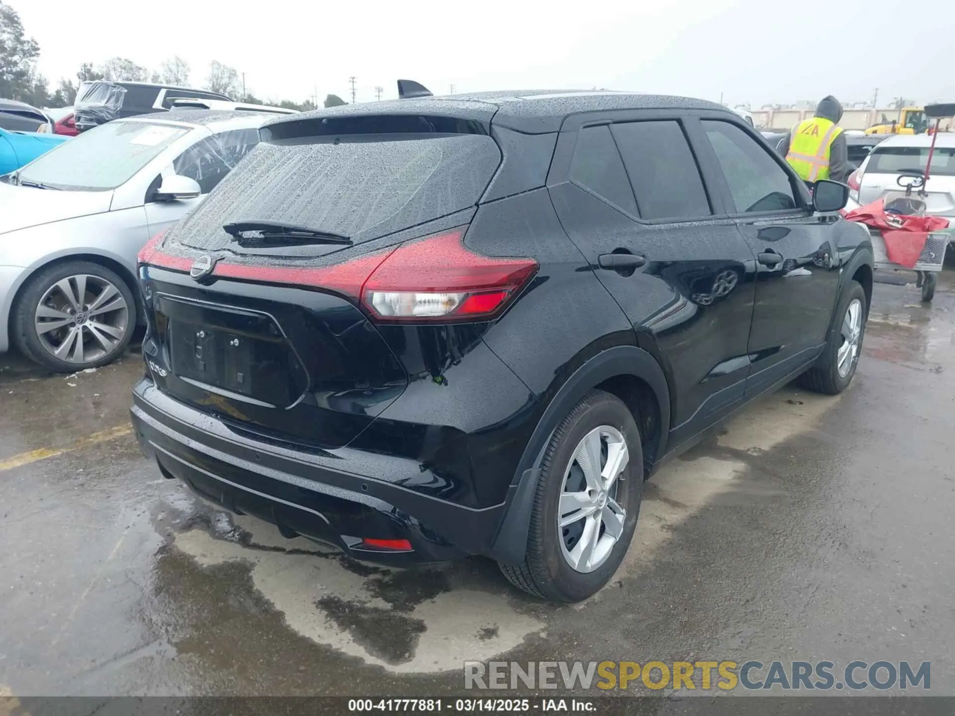 4 fotografías del automóvil dañado 3N1CP5BV0RL521270 NISSAN KICKS 2024