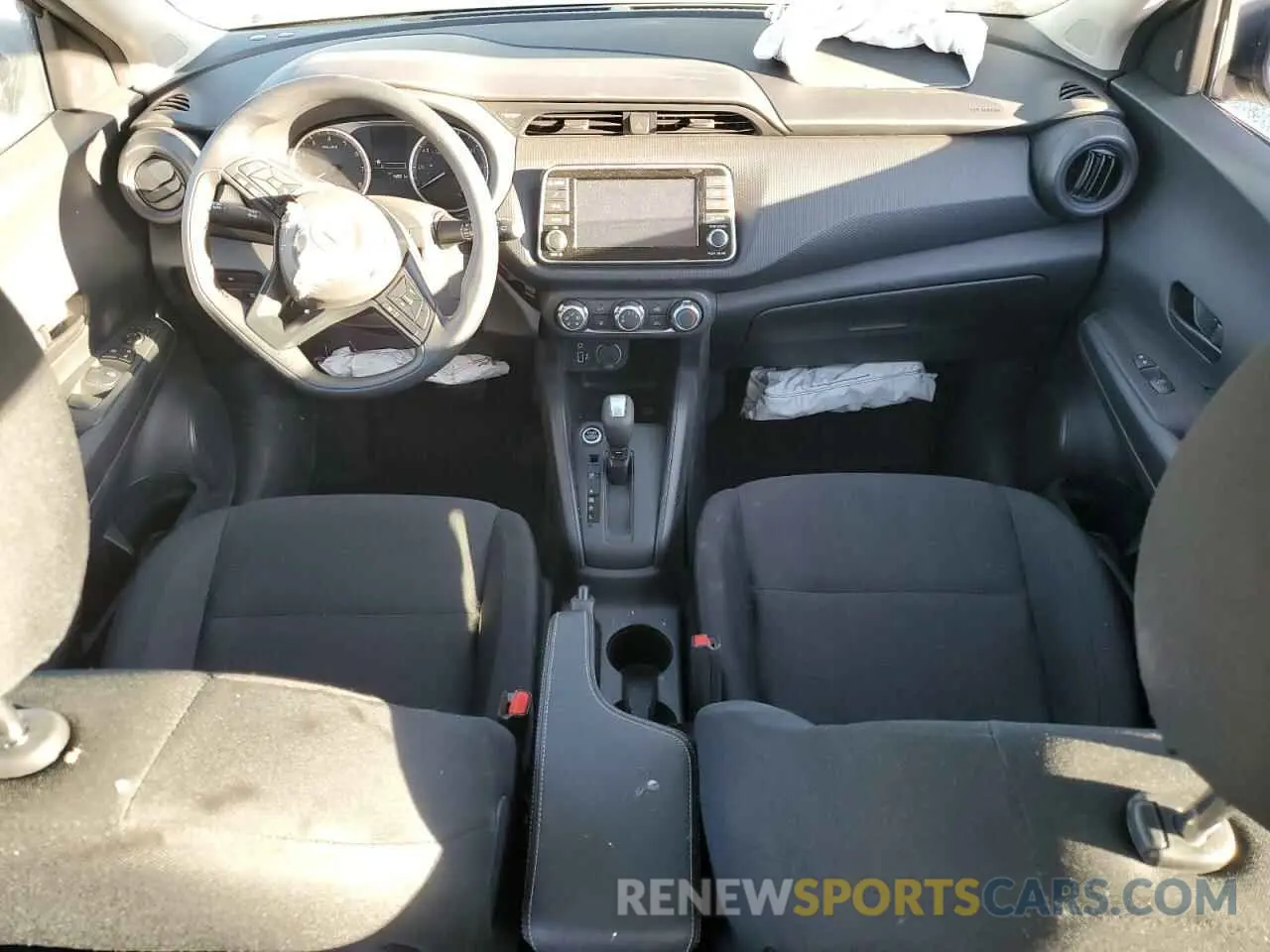 8 fotografías del automóvil dañado 3N1CP5BV0RL577239 NISSAN KICKS 2024