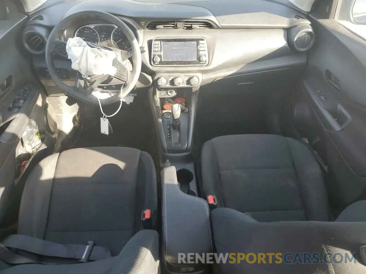 8 fotografías del automóvil dañado 3N1CP5BV1RL518104 NISSAN KICKS 2024