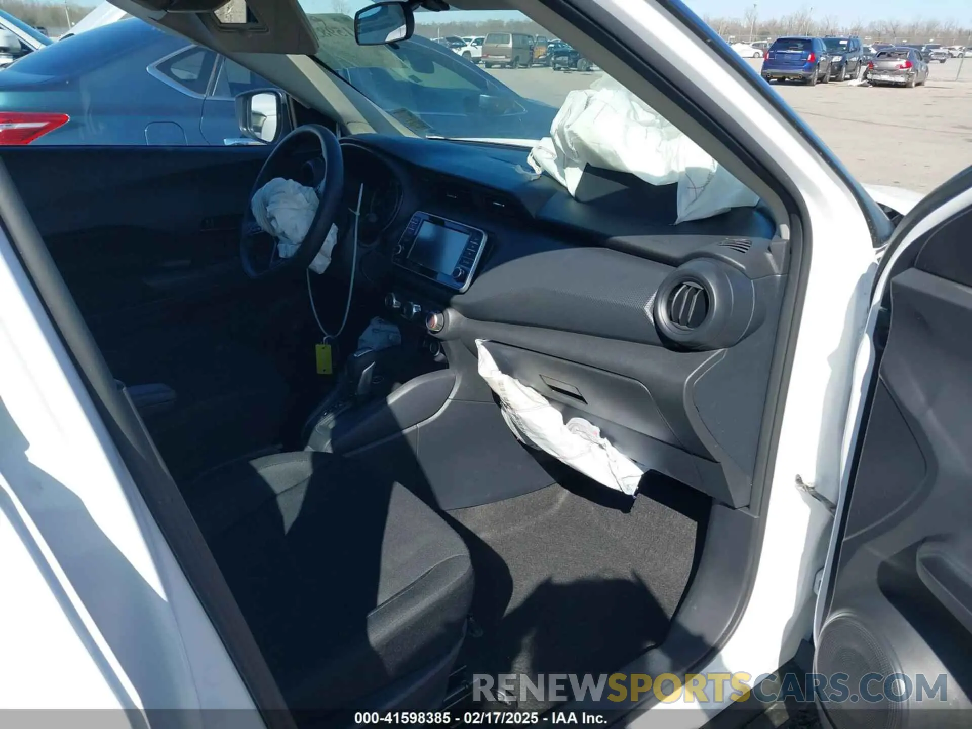 5 fotografías del automóvil dañado 3N1CP5BV1RL574737 NISSAN KICKS 2024