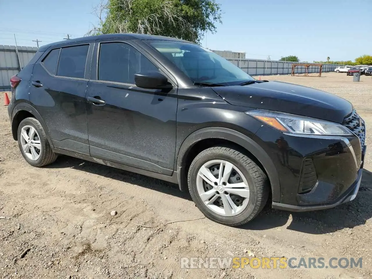 4 fotografías del automóvil dañado 3N1CP5BV1RL595443 NISSAN KICKS 2024