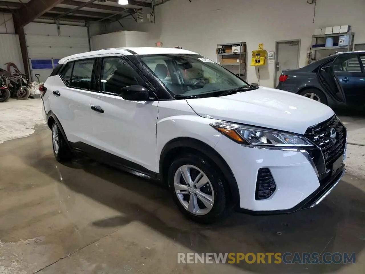 4 fotografías del automóvil dañado 3N1CP5BV2RL527703 NISSAN KICKS 2024