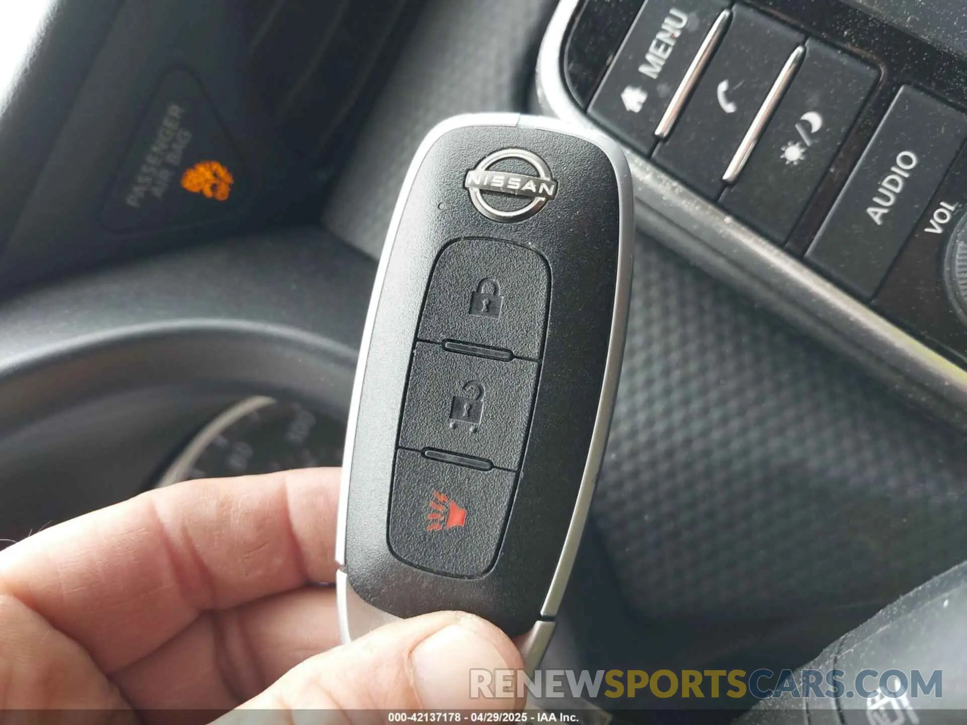 11 fotografías del automóvil dañado 3N1CP5BV2RL552911 NISSAN KICKS 2024