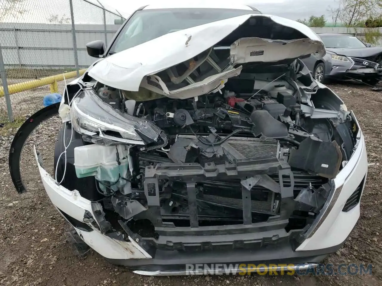5 fotografías del automóvil dañado 3N1CP5BV3RL505449 NISSAN KICKS 2024