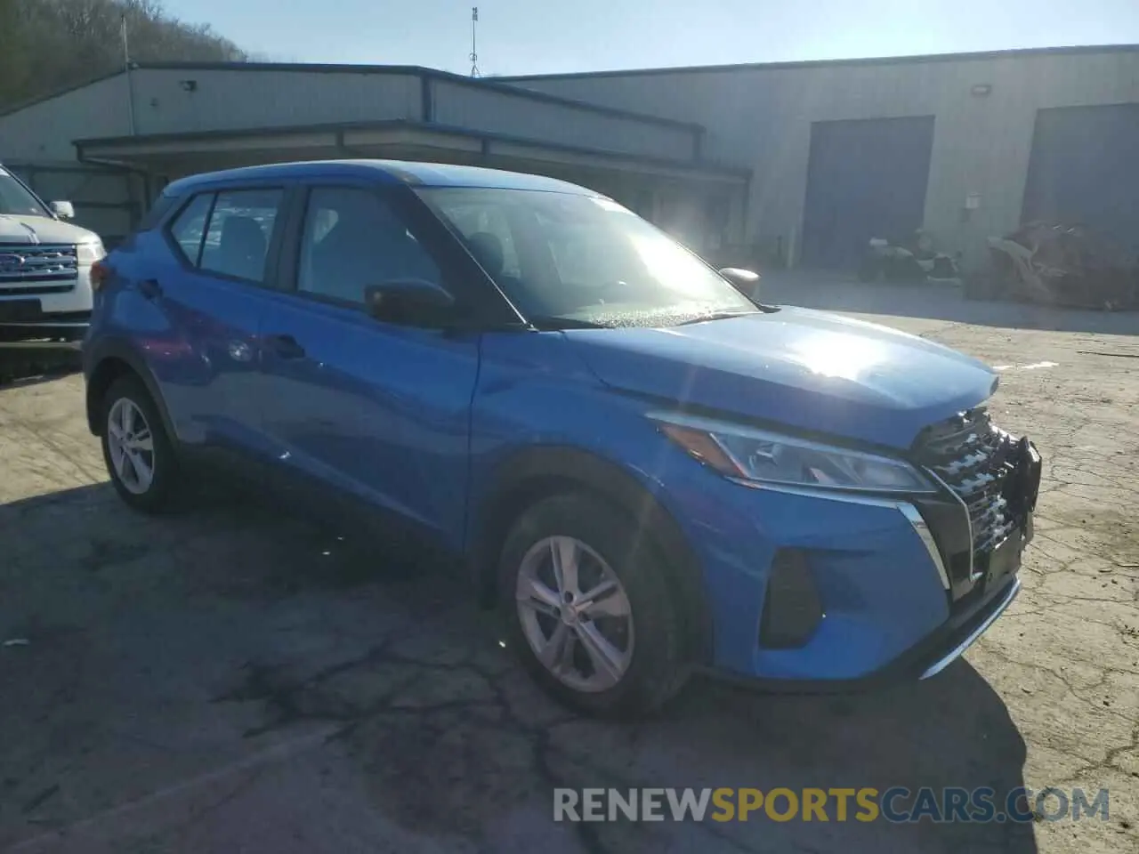 4 fotografías del automóvil dañado 3N1CP5BV3RL583066 NISSAN KICKS 2024