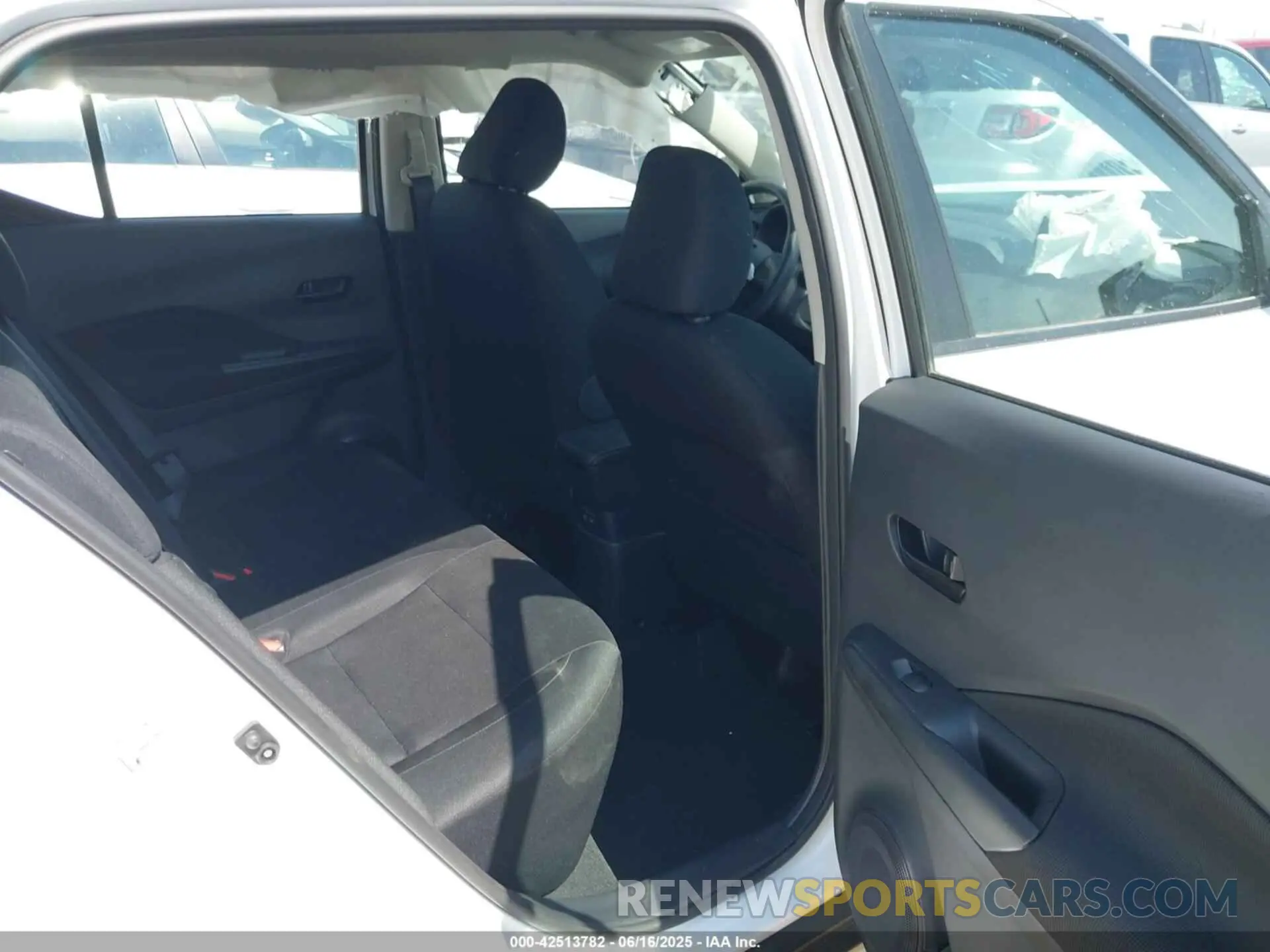 8 fotografías del automóvil dañado 3N1CP5BV3RL593158 NISSAN KICKS 2024