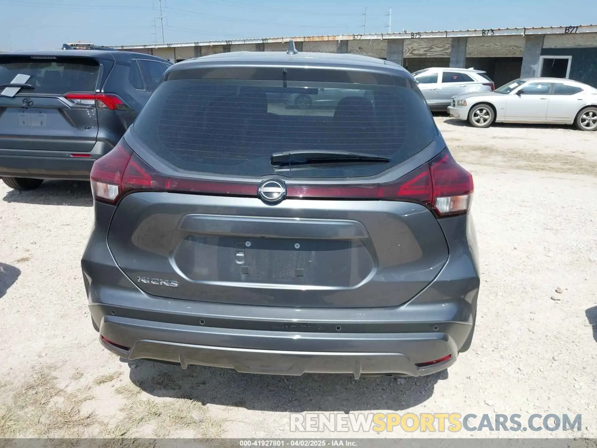 16 fotografías del automóvil dañado 3N1CP5BV3RL594598 NISSAN KICKS 2024