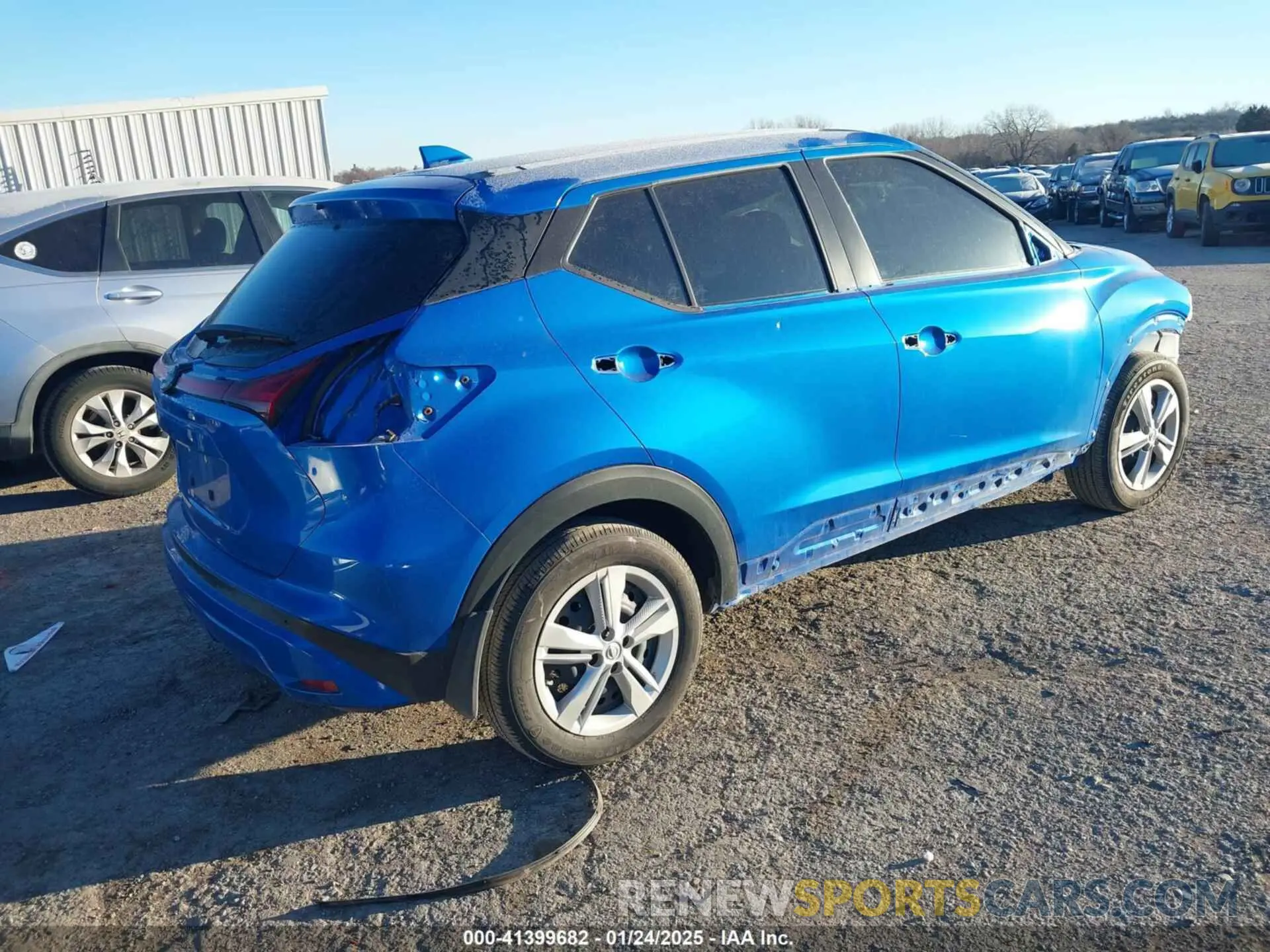 4 fotografías del automóvil dañado 3N1CP5BV4RL529615 NISSAN KICKS 2024