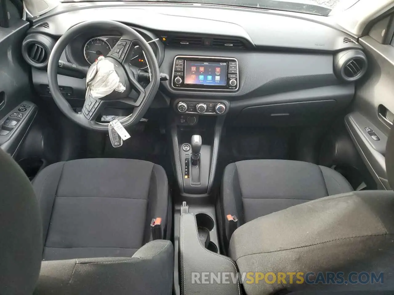 8 fotografías del automóvil dañado 3N1CP5BV4RL549363 NISSAN KICKS 2024