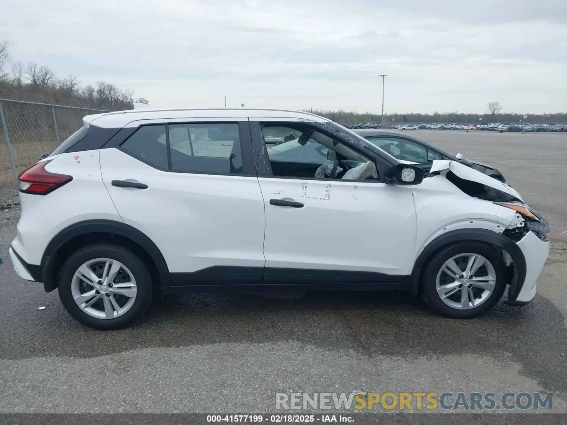 13 fotografías del automóvil dañado 3N1CP5BV4RL573047 NISSAN KICKS 2024