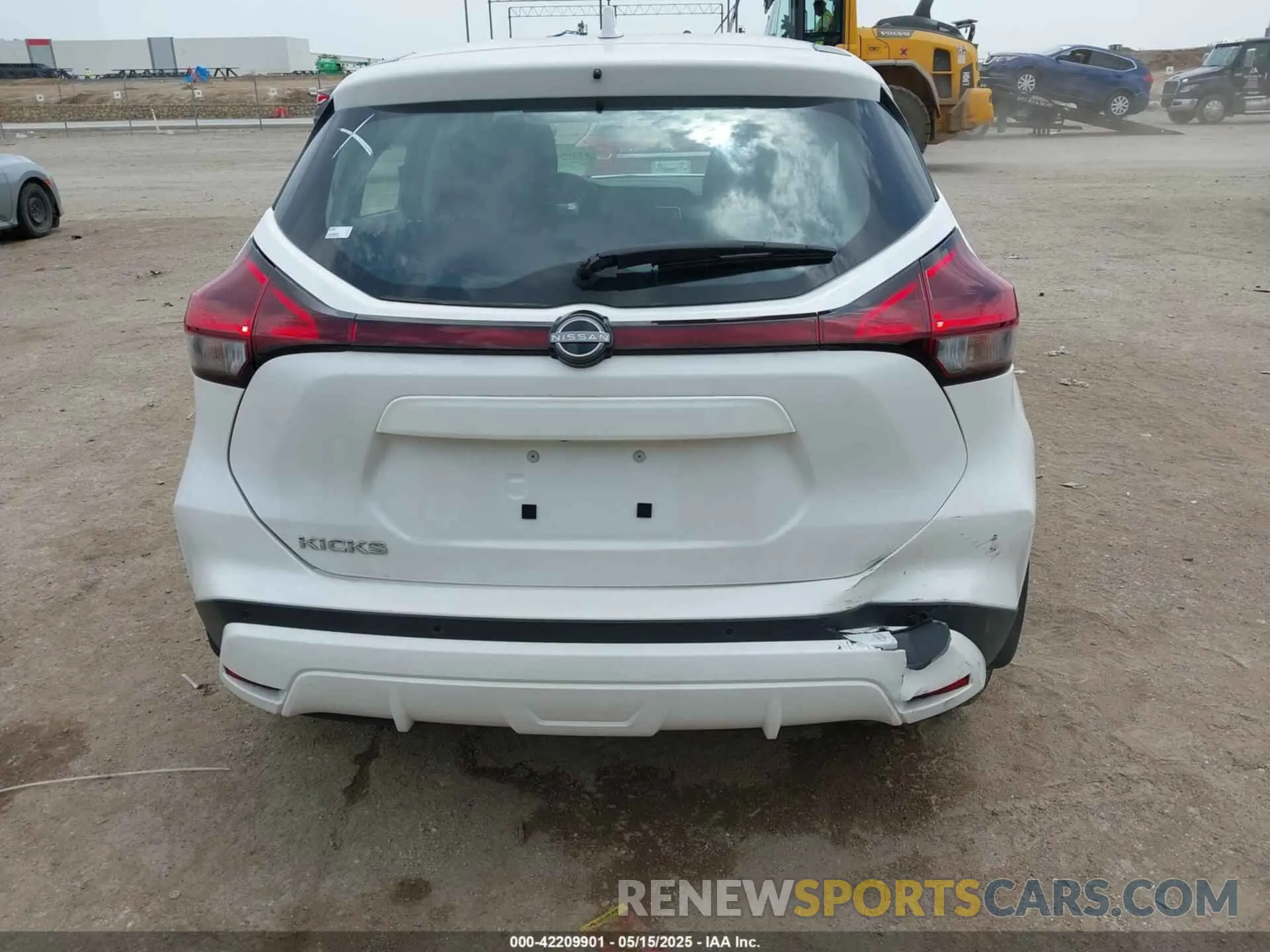16 fotografías del automóvil dañado 3N1CP5BV5RL583411 NISSAN KICKS 2024