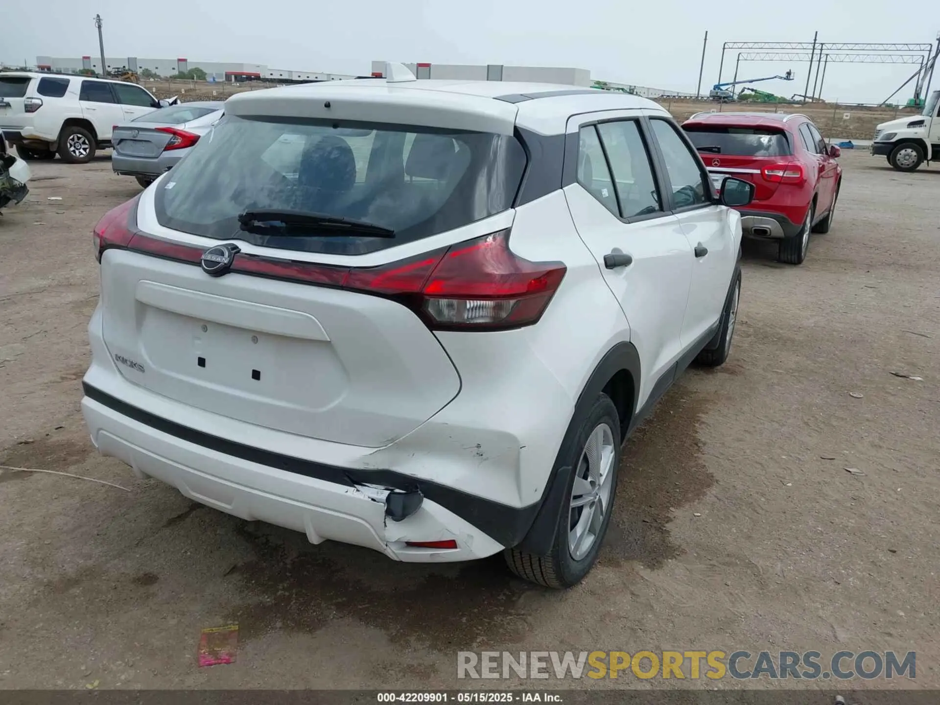 4 fotografías del automóvil dañado 3N1CP5BV5RL583411 NISSAN KICKS 2024