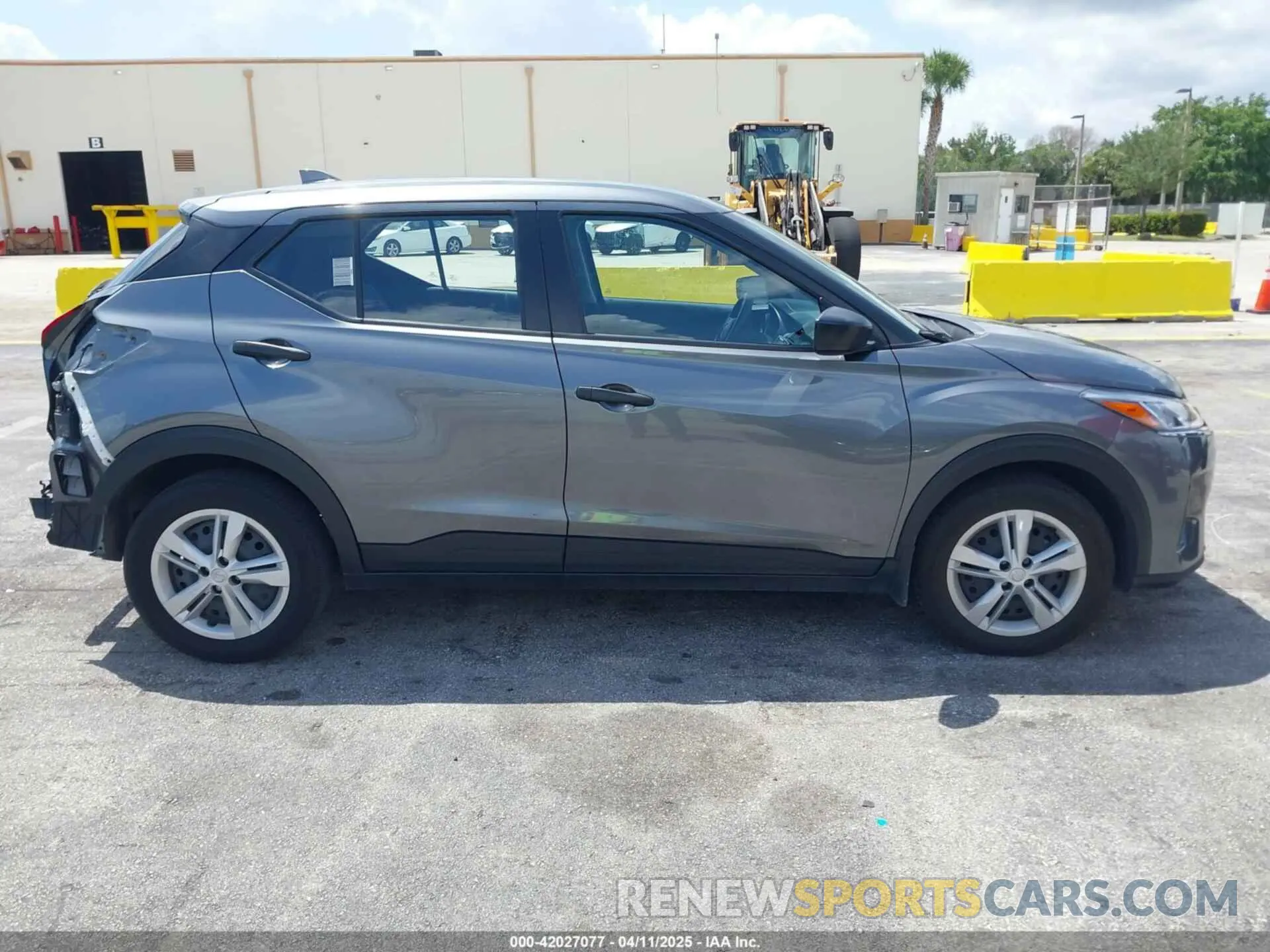 14 fotografías del automóvil dañado 3N1CP5BV6RL472138 NISSAN KICKS 2024