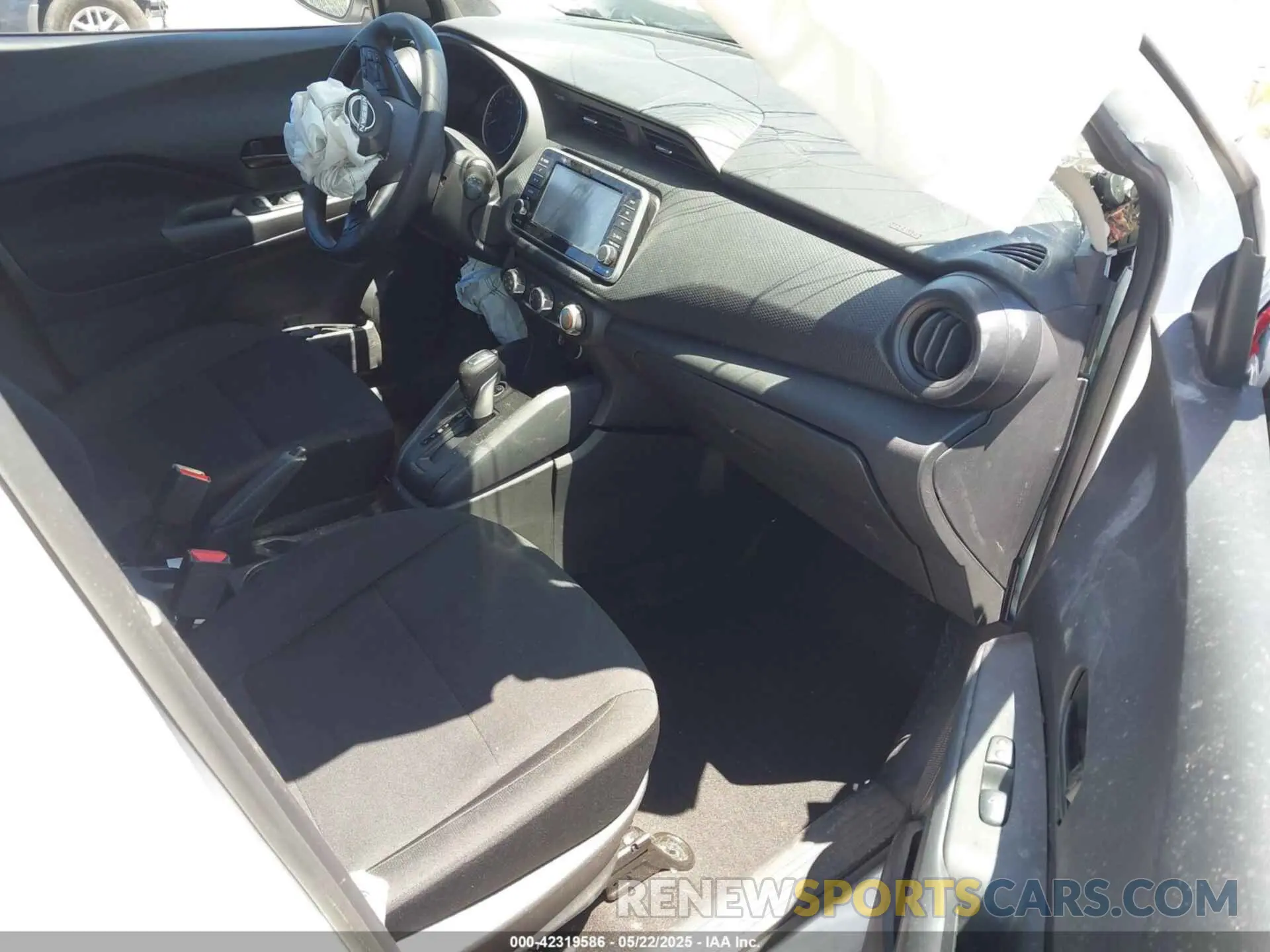 5 fotografías del automóvil dañado 3N1CP5BV6RL548666 NISSAN KICKS 2024