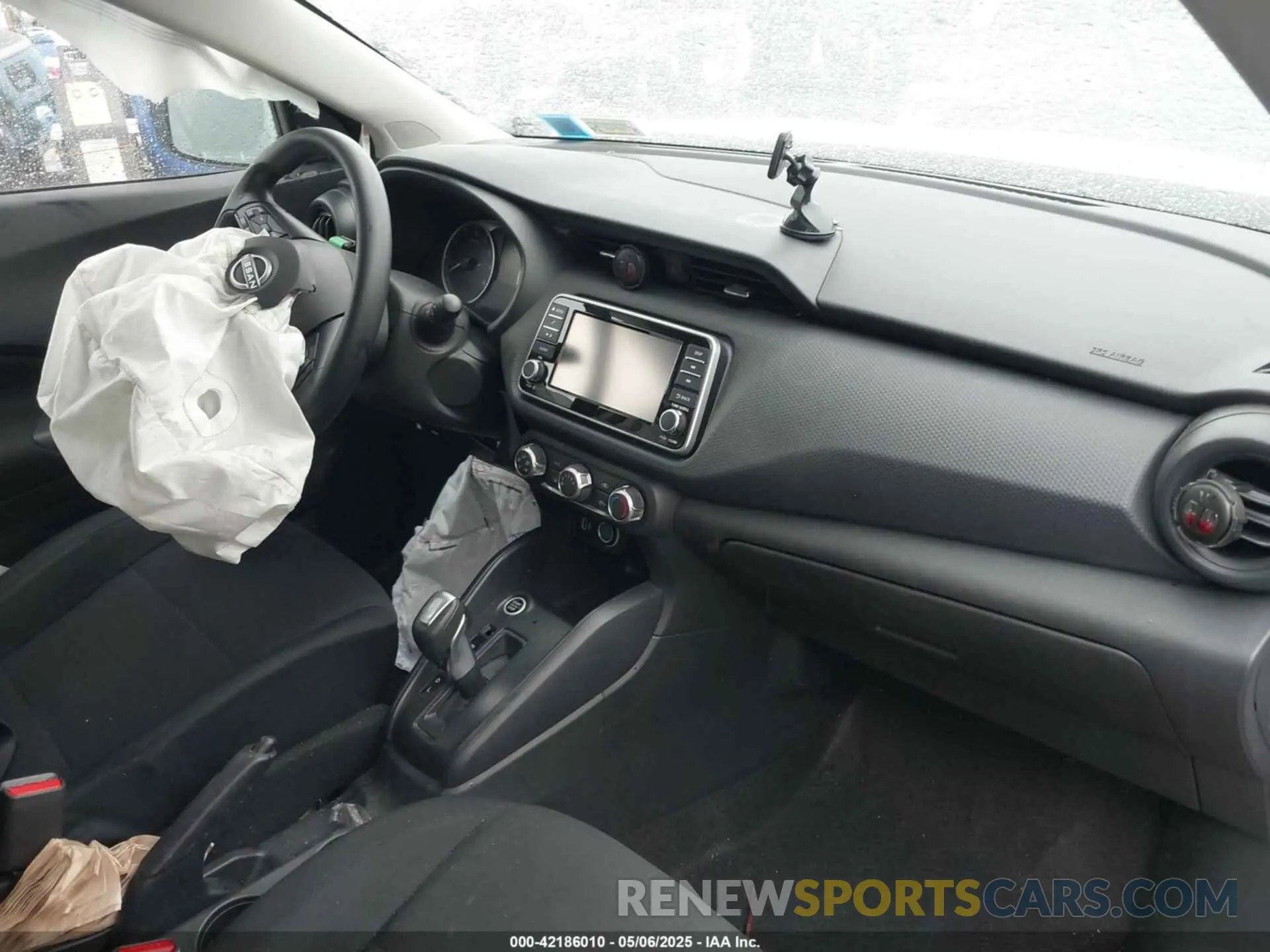 5 fotografías del automóvil dañado 3N1CP5BV7RL541662 NISSAN KICKS 2024