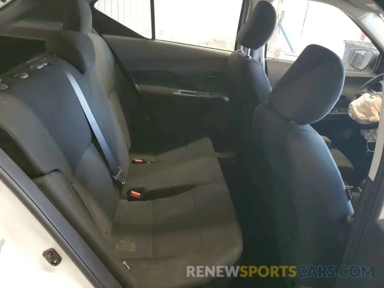 10 fotografías del automóvil dañado 3N1CP5BV8RL506502 NISSAN KICKS 2024