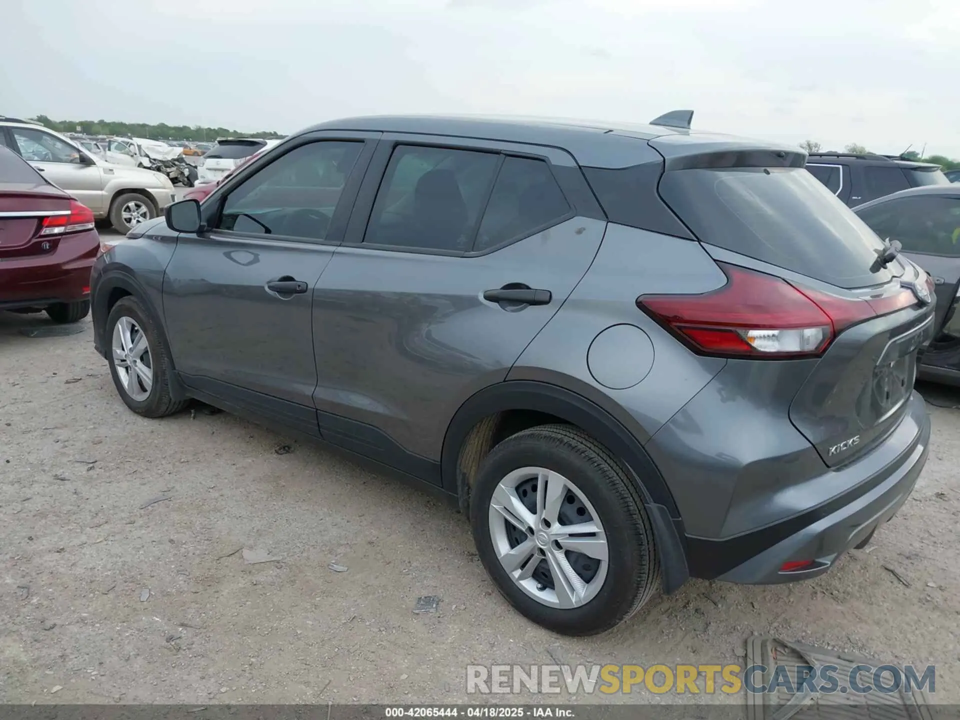 3 fotografías del automóvil dañado 3N1CP5BV8RL579420 NISSAN KICKS 2024