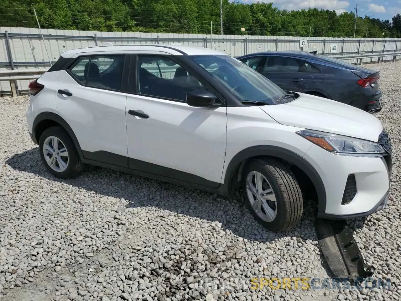 4 fotografías del automóvil dañado 3N1CP5BV9RL505875 NISSAN KICKS 2024