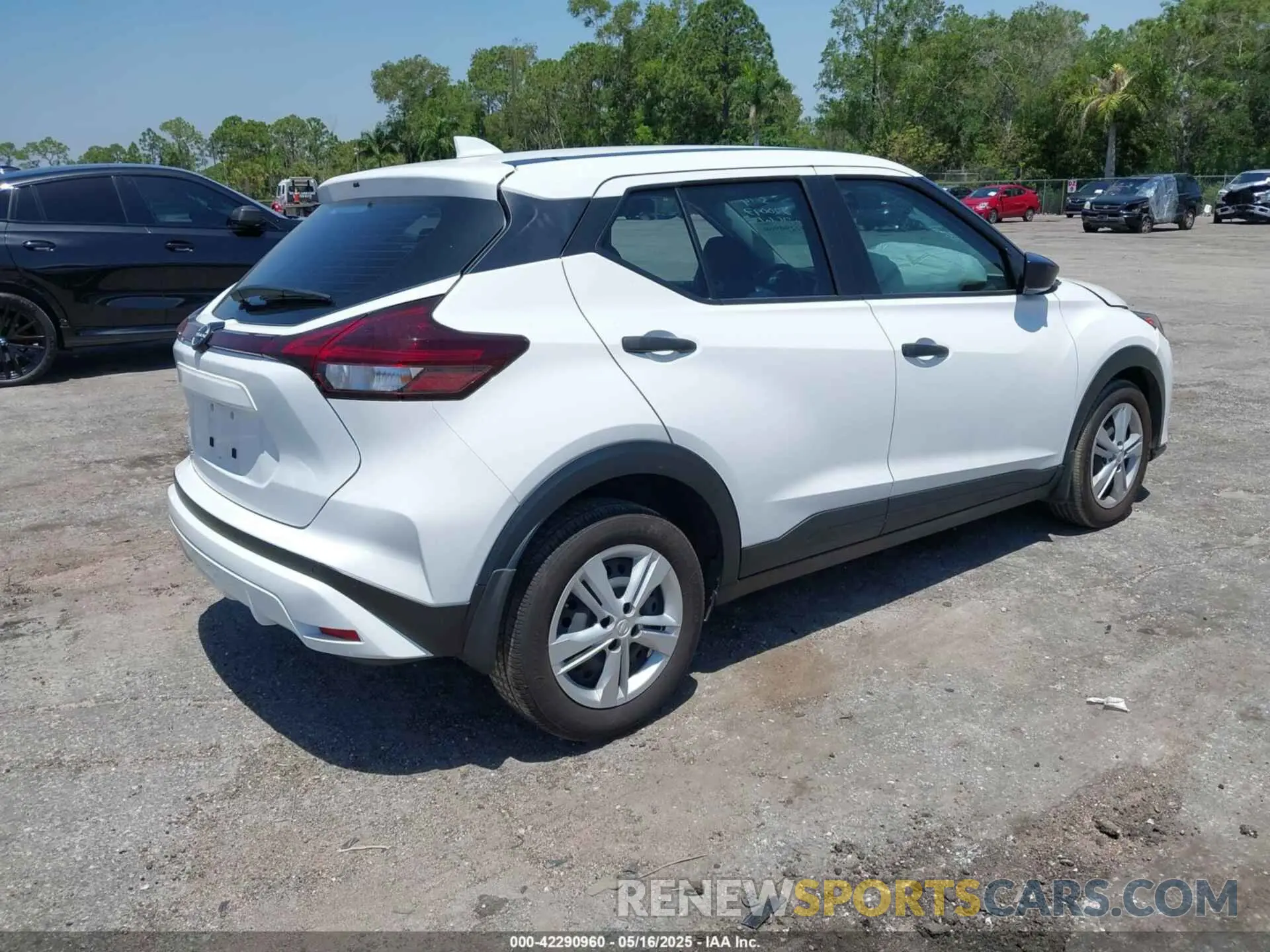 4 fotografías del automóvil dañado 3N1CP5BVXRL472661 NISSAN KICKS 2024