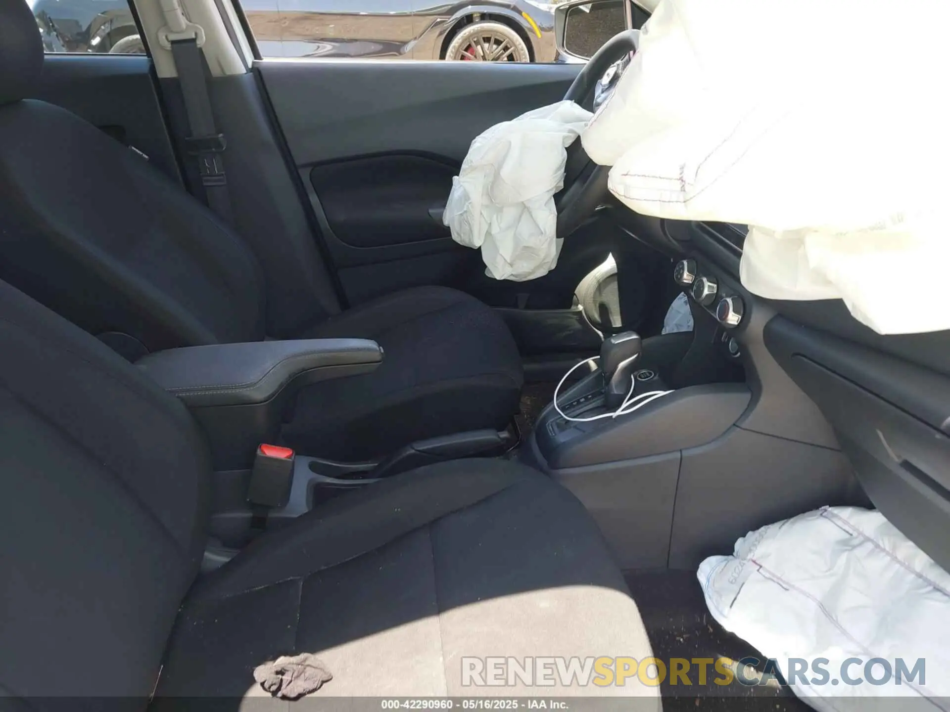 5 fotografías del automóvil dañado 3N1CP5BVXRL472661 NISSAN KICKS 2024