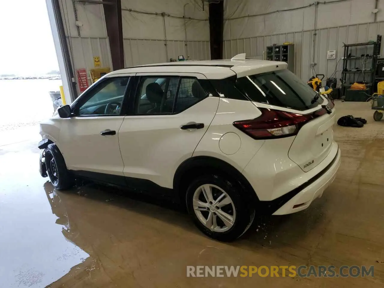 2 fotografías del automóvil dañado 3N1CP5BVXRL480422 NISSAN KICKS 2024
