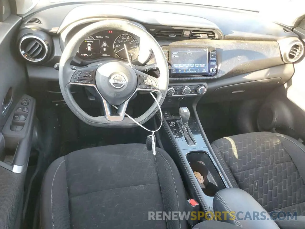8 fotografías del automóvil dañado 3N1CP5CV1RL470229 NISSAN KICKS 2024