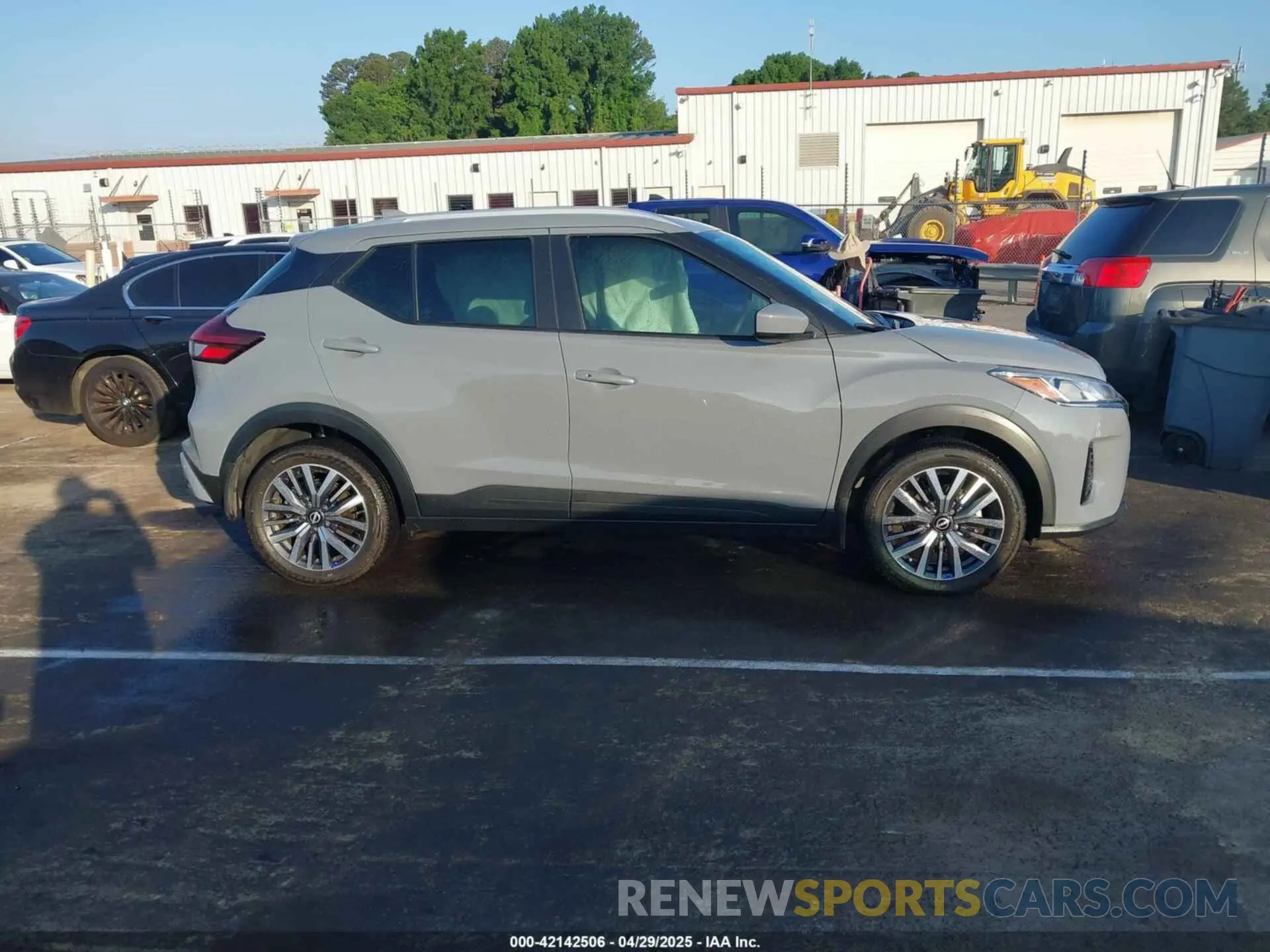 13 fotografías del automóvil dañado 3N1CP5CV1RL482817 NISSAN KICKS 2024