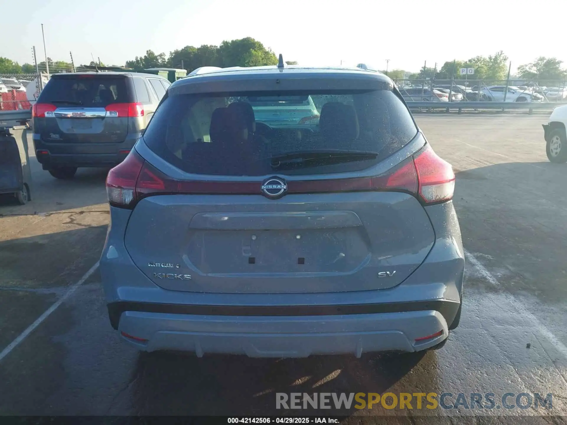 16 fotografías del automóvil dañado 3N1CP5CV1RL482817 NISSAN KICKS 2024