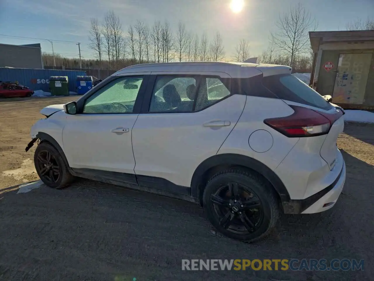 2 fotografías del automóvil dañado 3N1CP5CV1RL588880 NISSAN KICKS 2024