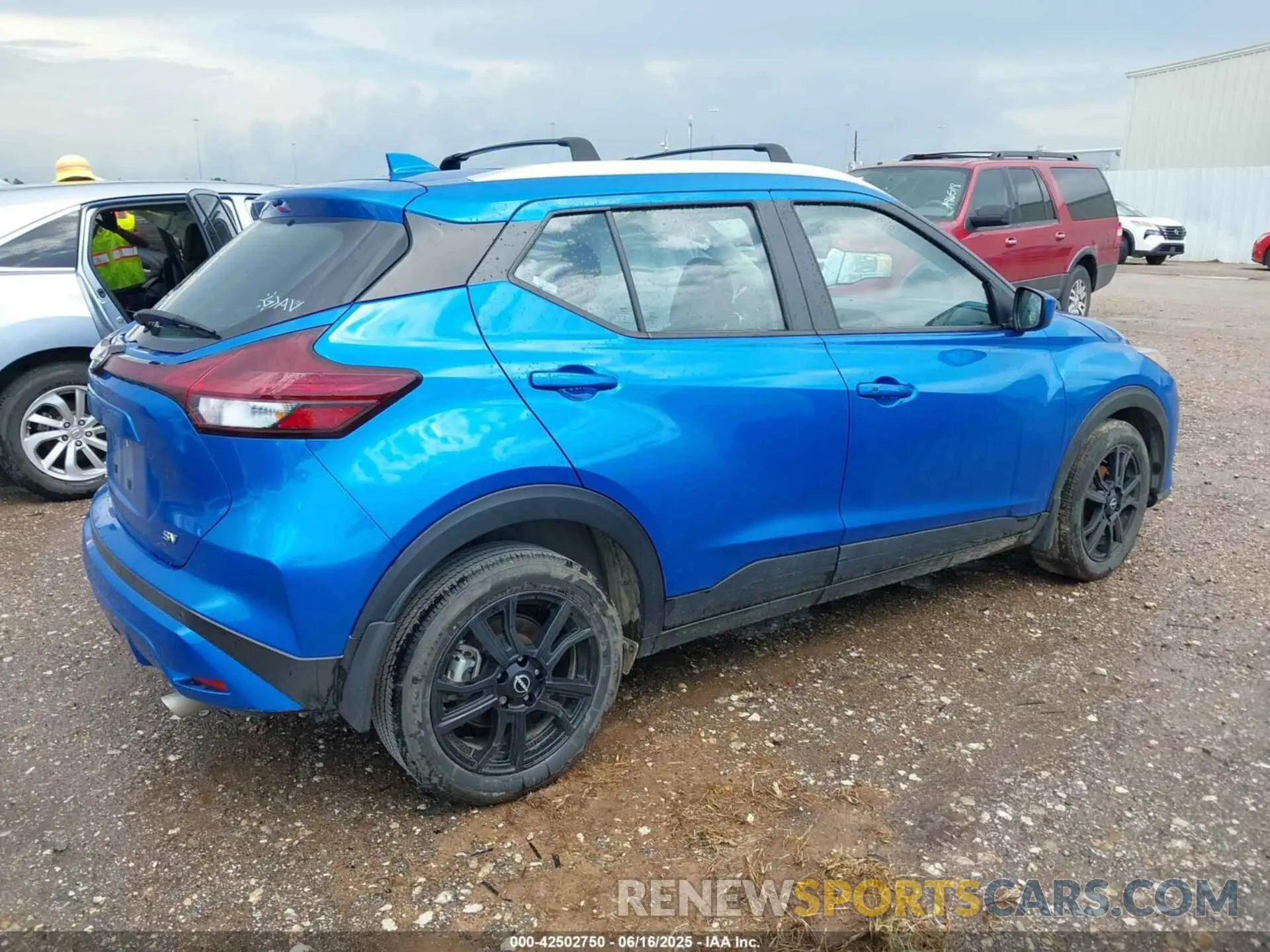 13 fotografías del automóvil dañado 3N1CP5CV2RL532589 NISSAN KICKS 2024