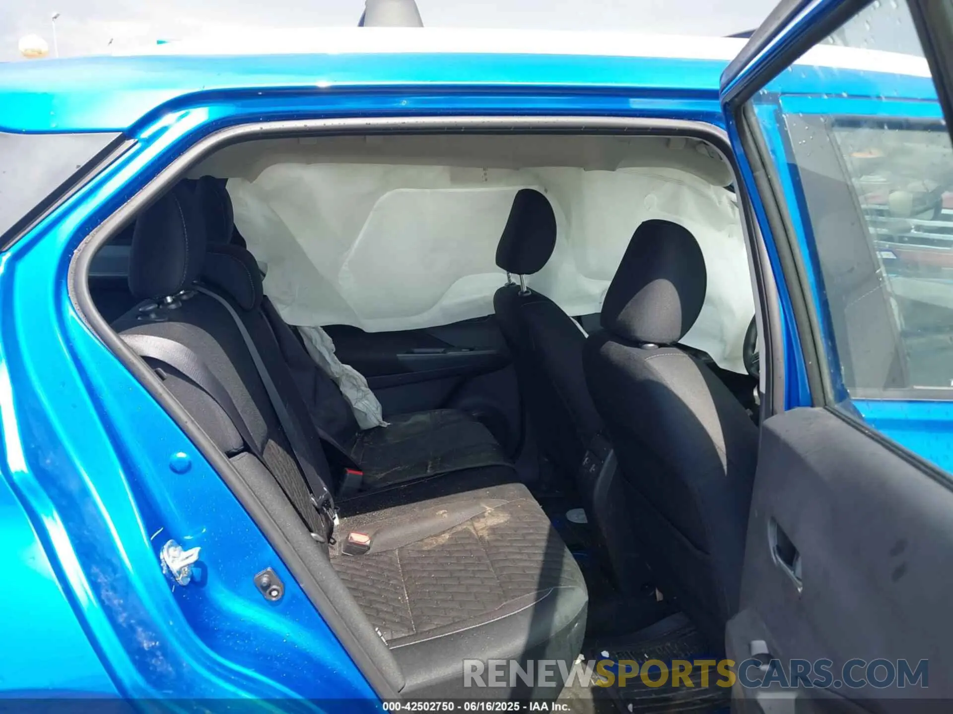 8 fotografías del automóvil dañado 3N1CP5CV2RL532589 NISSAN KICKS 2024