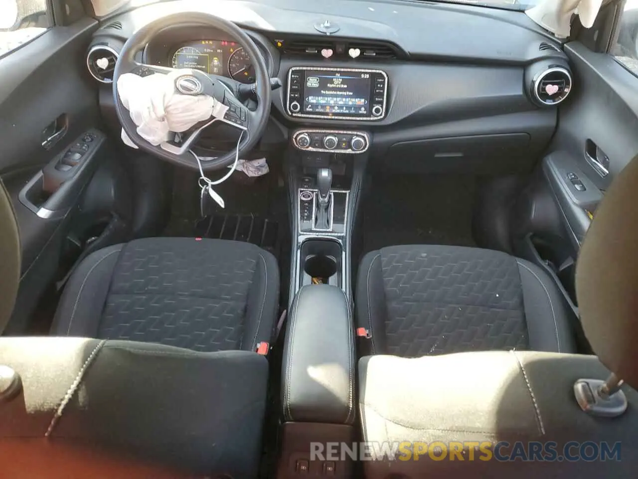 8 fotografías del automóvil dañado 3N1CP5CV4RL482987 NISSAN KICKS 2024
