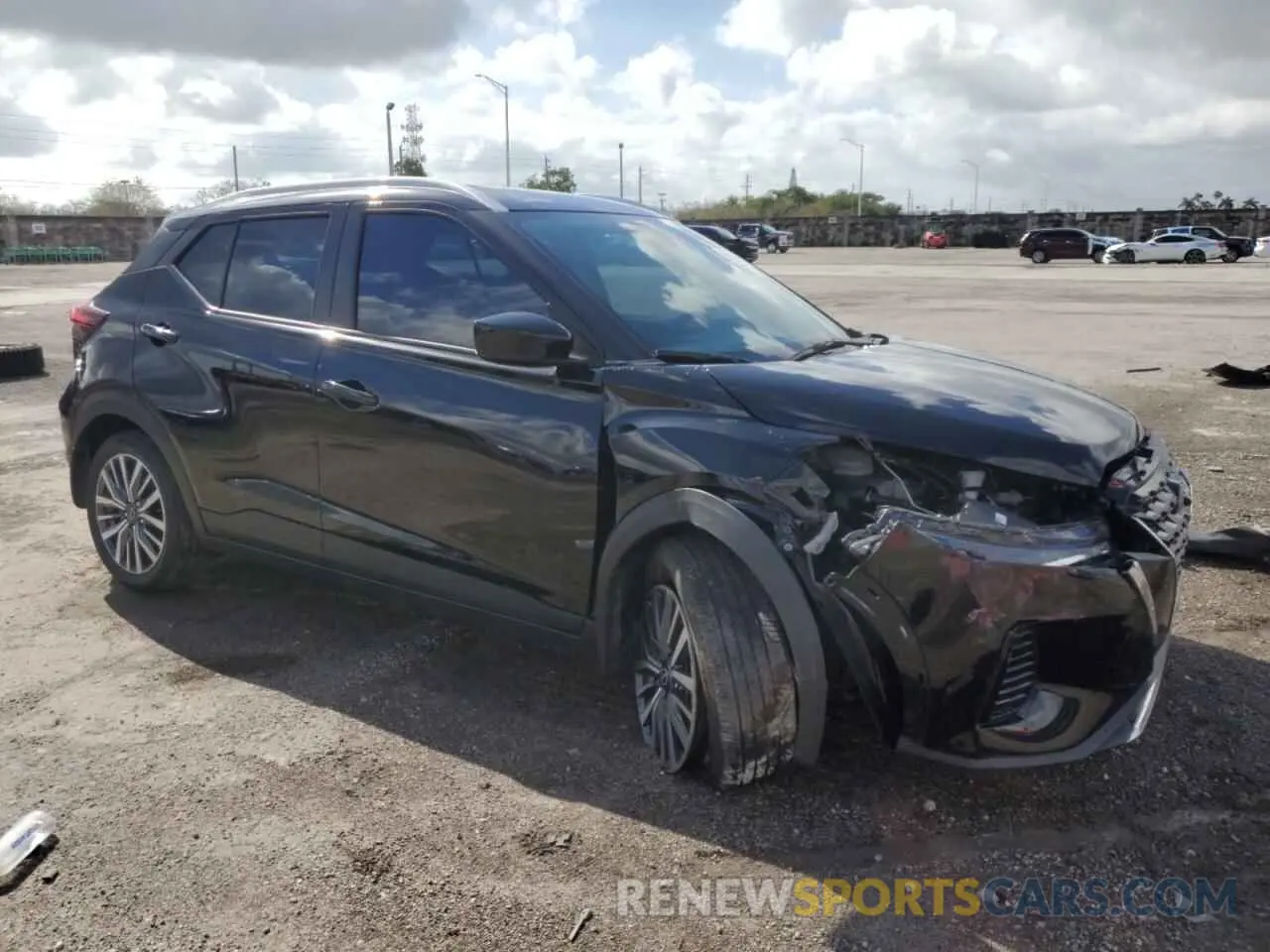 4 fotografías del automóvil dañado 3N1CP5CV4RL543769 NISSAN KICKS 2024