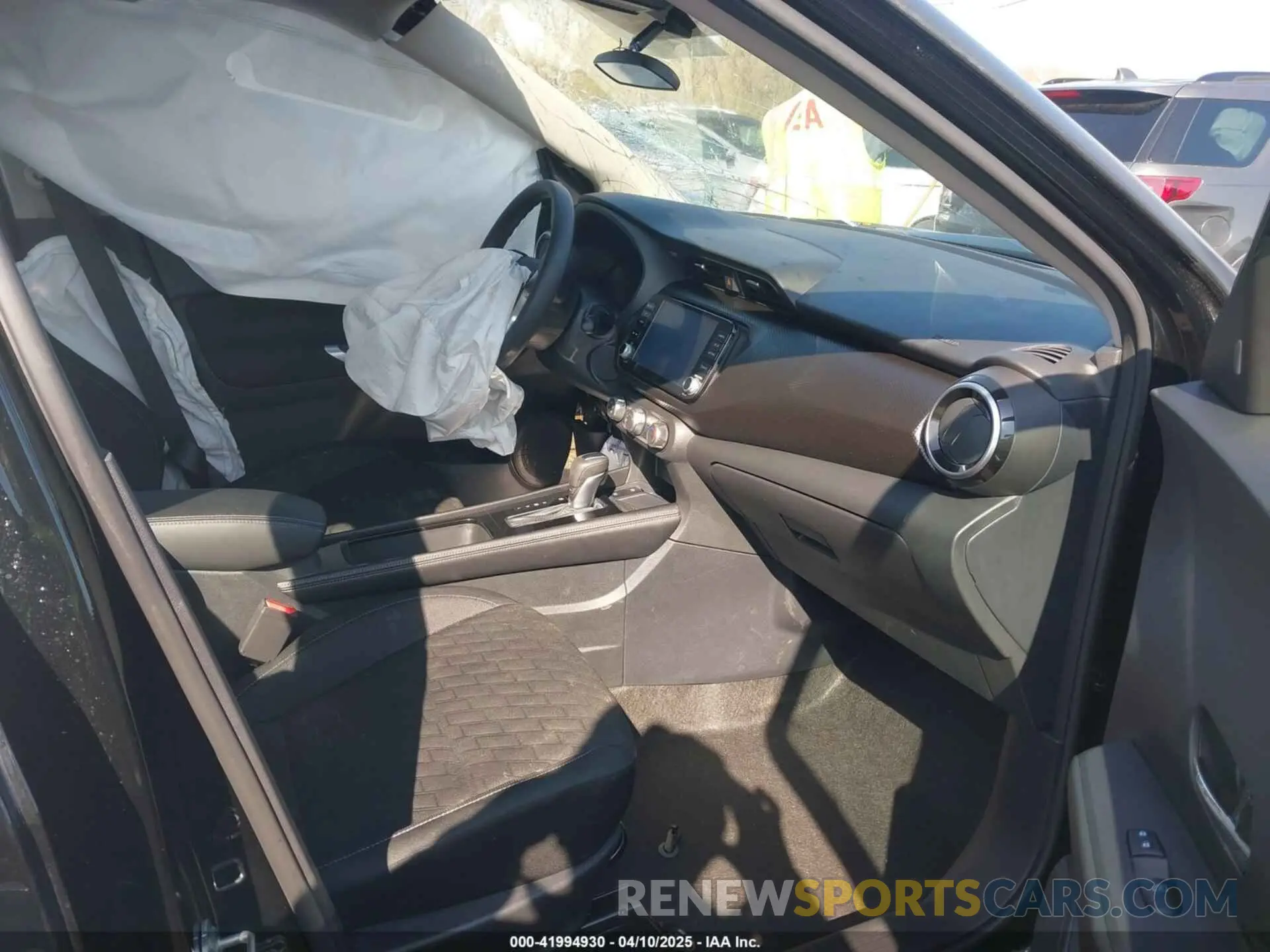 5 fotografías del automóvil dañado 3N1CP5CV4RL569241 NISSAN KICKS 2024